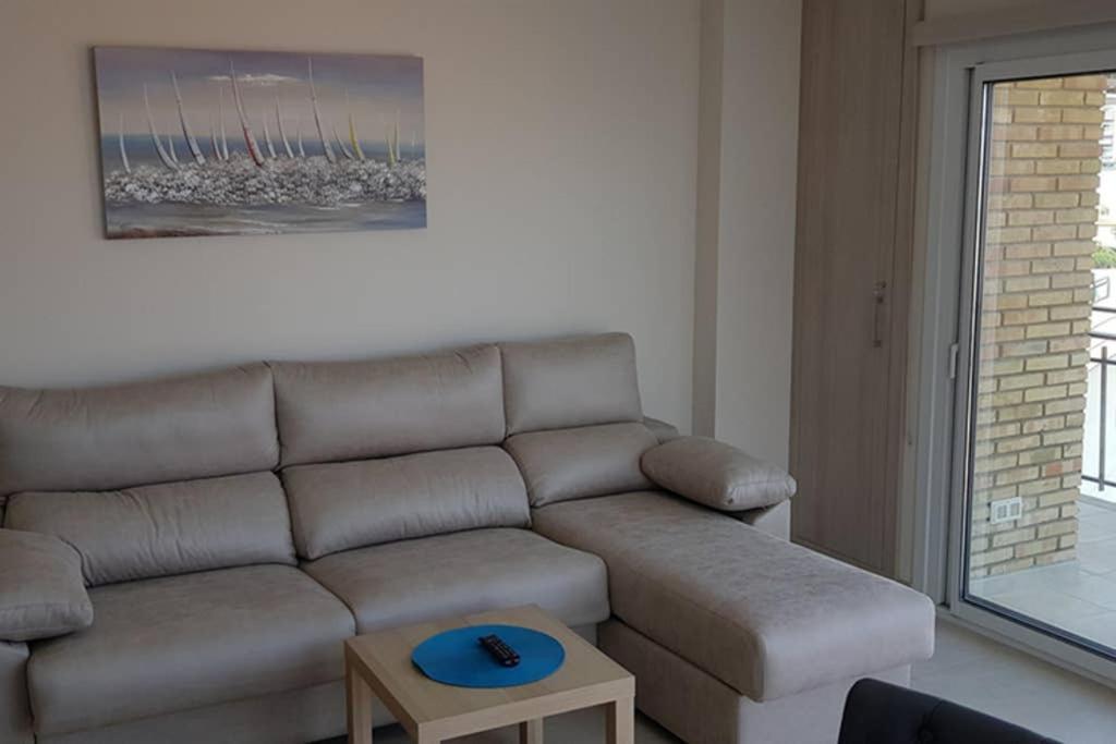 Apartamento Junto Al Mar En Puerto Marina Lägenhet Benalmádena Exteriör bild